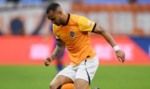 pg模拟器官网电脑版-【中超】彭欣力首球福布斯戴帽 青岛5比0大胜深圳